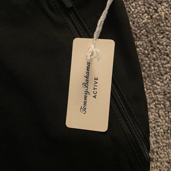 Tommy Bahama Active Women's Shorts 9" Bermuda Black Zip Front Pockets Size S NWT - Picture 16 of 16